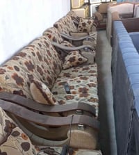 تخم وديوان مختلف الالوان والاحجام  للجحز  ٠٧٧١٧٥٣٣٨٦٠