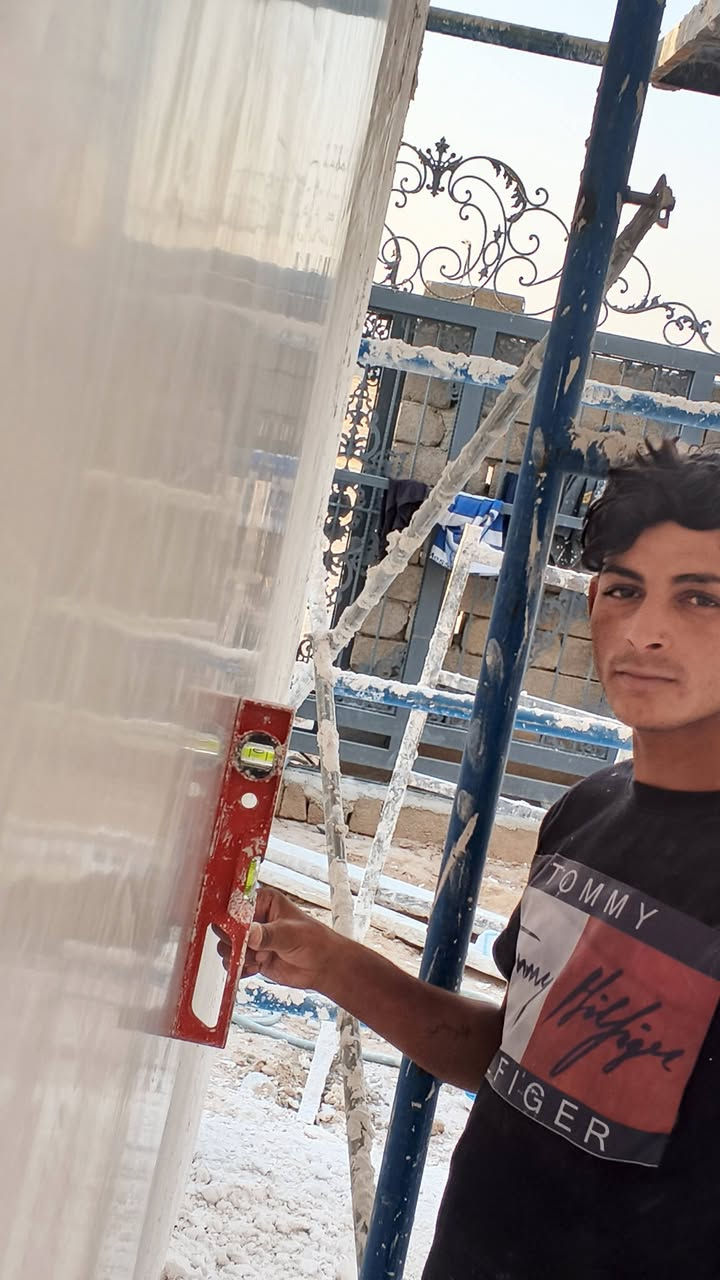 @سلام عليكم موجود كادر لباخين جص من الموصل شرط مصطره شغل نضيف يتكون الكادر 5
اصطوات 
5
وخمس  عمال من يرغب بل عمل يتصل عل ارقام 
***********
***********رقم الهاتف متواجد بكل الوقات بي اسعار مناسبه
