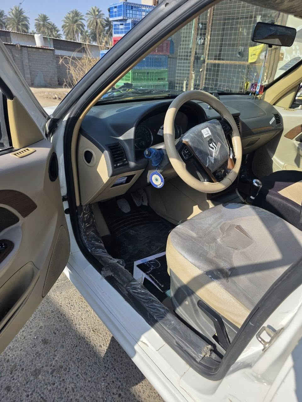 السلام عليكم للبيع او مراوس حسب القناعه  بيجو بابل موديل ٢٢ السياره كفاله عامه كير مكينه وتبريد وحداديه وتخم تاير جديد باتري جديد السياره رقم كربلاء السياره بيها منظومه غاز جديده وشغاله السعر ٧٧ وبي مجال ***********
***********
