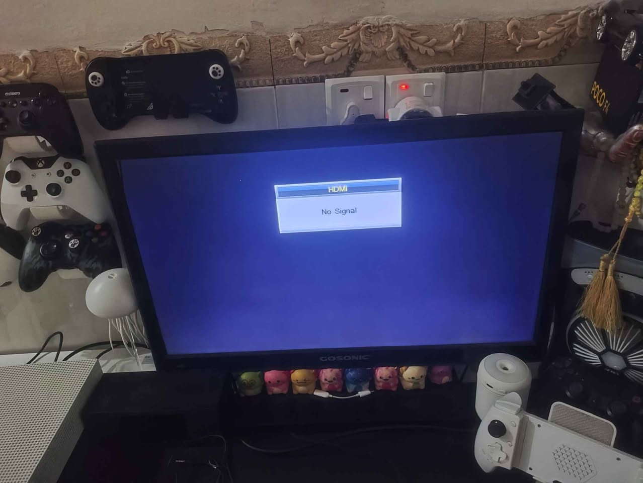 کۆنتڕۆڵی لەگەڵە شاشە 24 full hd بەس ئەو خەتە ڕەشەی هەیە یاد ناکات ئەمە چەنێکە کێشەشی نیە بۆ فرۆشتن سعری ٤۰هەزار شوێن vga+hdmi 2 speker+ وە ستاندیشی لەگەڵە السليمانية, العراق


**إذا كنت صاحب هذا الإعلان وتريد حذفه لأي سبب، رجاءا أرسل رسالة إلى الدعم الفني**