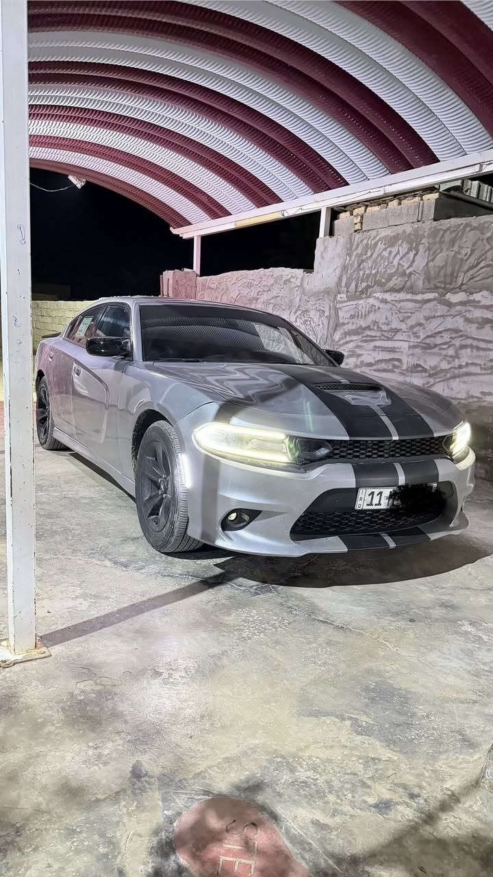 جارجر للبيع مديل 2015 رقم بغداد بسمي رقم جديد  محرك 3600
تخم تاير وحداديه نظيفه
بيها صبغ 4 قطع 
تبريد تدفئه جاهز 
العنوان ديالى 
 السعر 154بيها مجال 
***********
