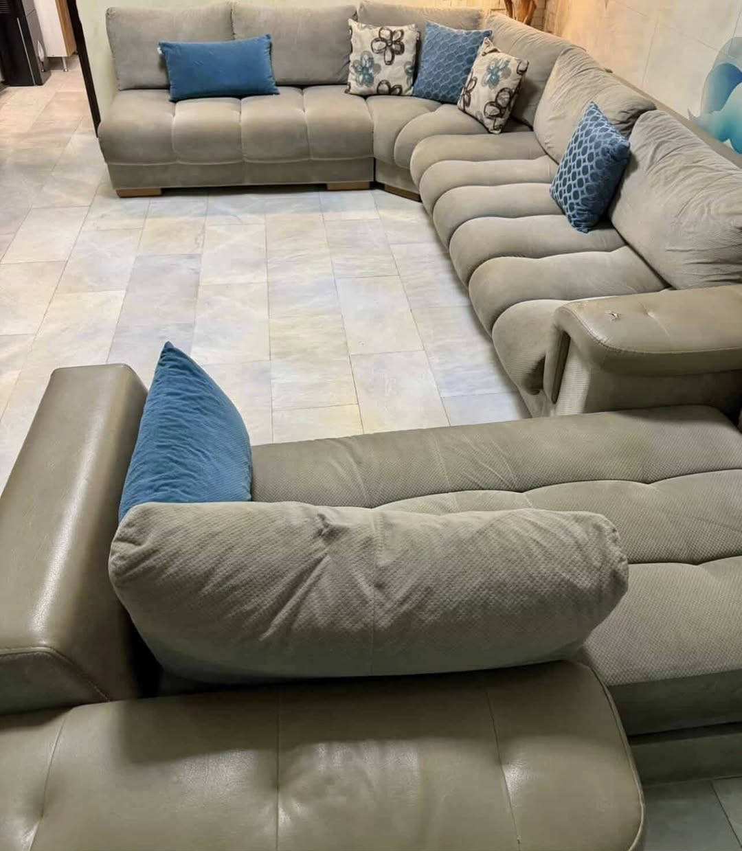 سلام عليكم تخم للبيع 
السعر 650 مكانه بغداد للتواصل خاص


**إذا كنت صاحب هذا الإعلان وتريد حذفه لأي سبب، رجاءا أرسل رسالة إلى الدعم الفني**