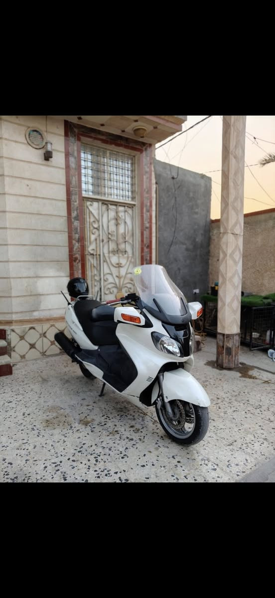 سلام عليكم     ( كفالة عامة سماوة )
بيع فقط او مراوس بزت ار  موديل 23 وفوك 

سكاي ويف 650 للبيع كفالة عامة من كلشي فول نضافة جاهزة للاخير كير مفول والمكينة مفتوح بس الكور مبدل ولفات البارد من وره ضاغطة جان بيه وديته لمصلح ماضبطه وهسه المكينة تخبل شرط الفحص نقص بس القبق مال البانزين وبرغي واحد طاك بصلانصة والسعر ب 1650 وبيه مجال شي بسيط مو تجيني بالخاص شني مجالة تعال وتشلع عيوني إذا شراي *********** موشراي لاتراسل رجاء وتعليق مثلك طيب
