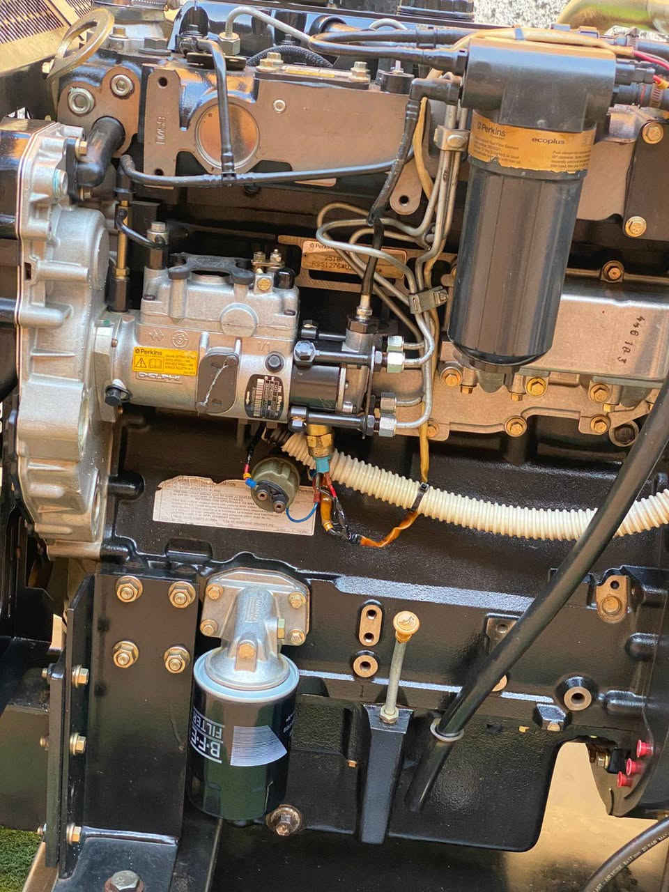 بسم الله ماشاء الله ❤️ 
🏢🔥 شركه الحداد تقدم لكم 🔥🏢
⚡ مولد كهرباء بيركنز إنجليزي أصلي ⚡
🇬🇧 جودة واعتمادية عالمية
🔹 طراز 1104
🔹 استيراد كسر زيرو ✨
🔹 عدد ساعات تشغيل 500 ساعة فقط ⏱️
🔹 قدرة 75 ك.ف.أ ⚡
🔹 موفر في استهلاك الوقود 💰
🔹 مناسب للأحمال الصناعية والتجارية 🏭
✅ المولد بحالة ممتازة وجاهز للتشغيل والمعاينة الفورية
📞 للتواصل:
01096767049 ☎️
📍 العنوان: طريق الإسماعيلية — الصالحية القديمة 📍
🔥 المصداقية عنوان النجاح — شرفنا بالزيارة والمعاينة 🔥


**إذا كنت صاحب هذا الإعلان وتريد حذفه لأي سبب، رجاءا أرسل رسالة إلى الدعم الفني**