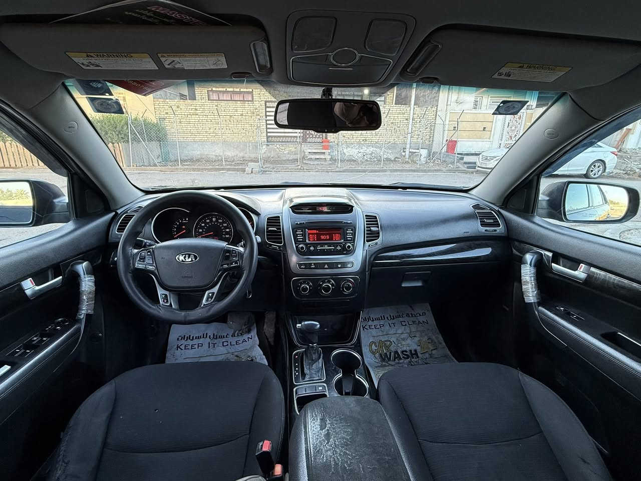 السلام عليكم 
سورنتو 2015 خمسه راكب مكينه 2400 GDI قطعتين تبريد السياره حادثه باب عكس السايق امامي وبيه جاملغ وبنيد مبدلات  بيه مكانات صبغ بأمريكا مكفوله مــن الحادث لغود شواصي تكم قماره مكفولات السونار مرفق مع المنشور مكينه وكير مكفولات صدر امامي وخلفي جديد تخم تاير شديته جديد كهربائيات كله شغاله منضومه لايت زنون عالي وناصي وبلوجكترات سياره جاهزه للاخير بدون نقص ابد معروضه ب ( 123$ ) وبيه مجال بسيط مكاني بغداد الدوره شارع 60 للاستفسار ***********
