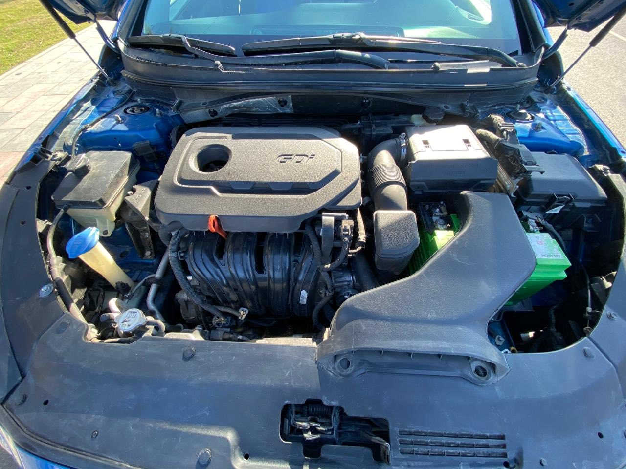 سلام عليكم سوناتا ٢٠١٨ امريكي حادثه جدا بسيط 
محرك ٢٤٠٠ GDI 
بدون دفانز دهن اصلي بانزين محسن 
كير محرك مفتوح بدون اي مشكله 
السياره خير من الله 
حجر  بيئه مكفول 
سعره ١٤٢ عليه غرامه ينزل من سعره و بيه مجال


**إذا كنت صاحب هذا الإعلان وتريد حذفه لأي سبب، رجاءا أرسل رسالة إلى الدعم الفني**