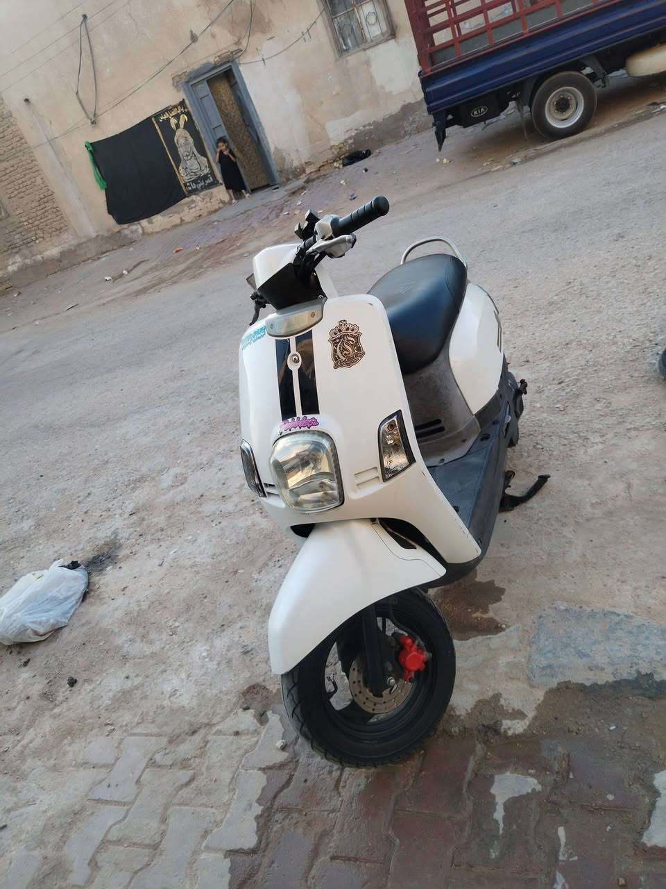 سلام عليكم ماكس بوليس للبيع دراجه ستوني ماخذها من وكيل دراجه خرسه مامفتوحه مكفوله   مكاني نجف السعر 900  الرقم ***********
