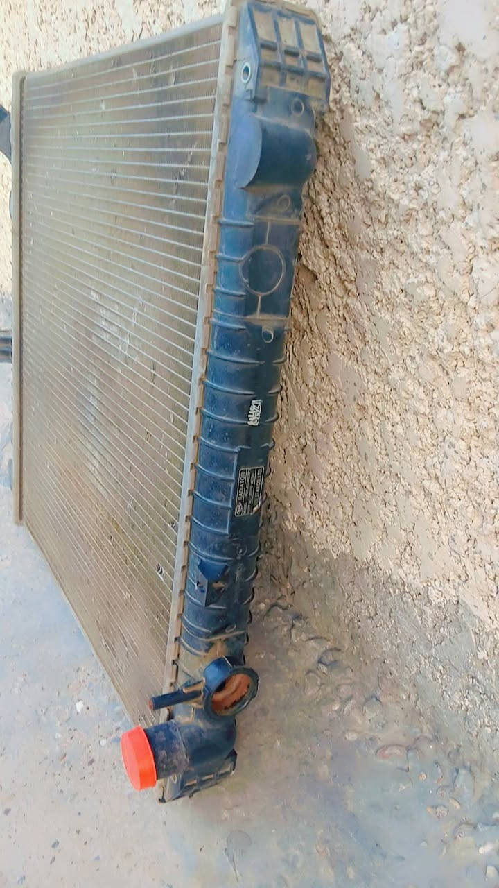 راديتر كيه حمل فحل مفتوح كوري الأصلي اي ضرر مابيهه 
مادخله تصليح ***********عنوان الشعب بغداد
