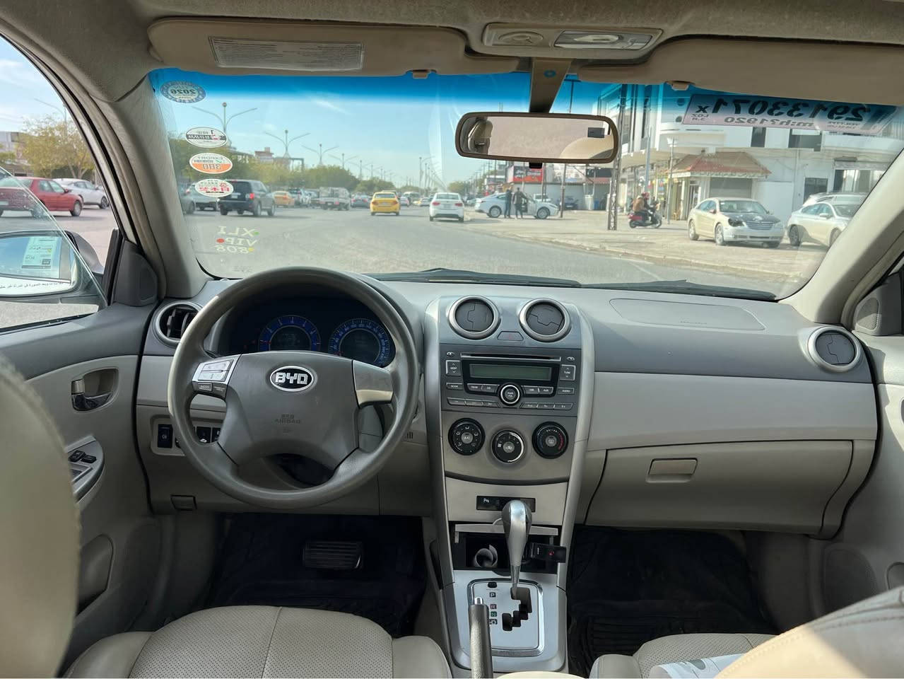 السلام عليكم للبيع فقط BYD 2014 G3كلين مكفولة على وضع الشركة تبريد كير محرك صدر امامي امامي كلة شرط فول 1/1سلايت حساس تحكمات ترحيب بصمة *********** سعرها71 ومجال قليل جدا كركوك, العراق
