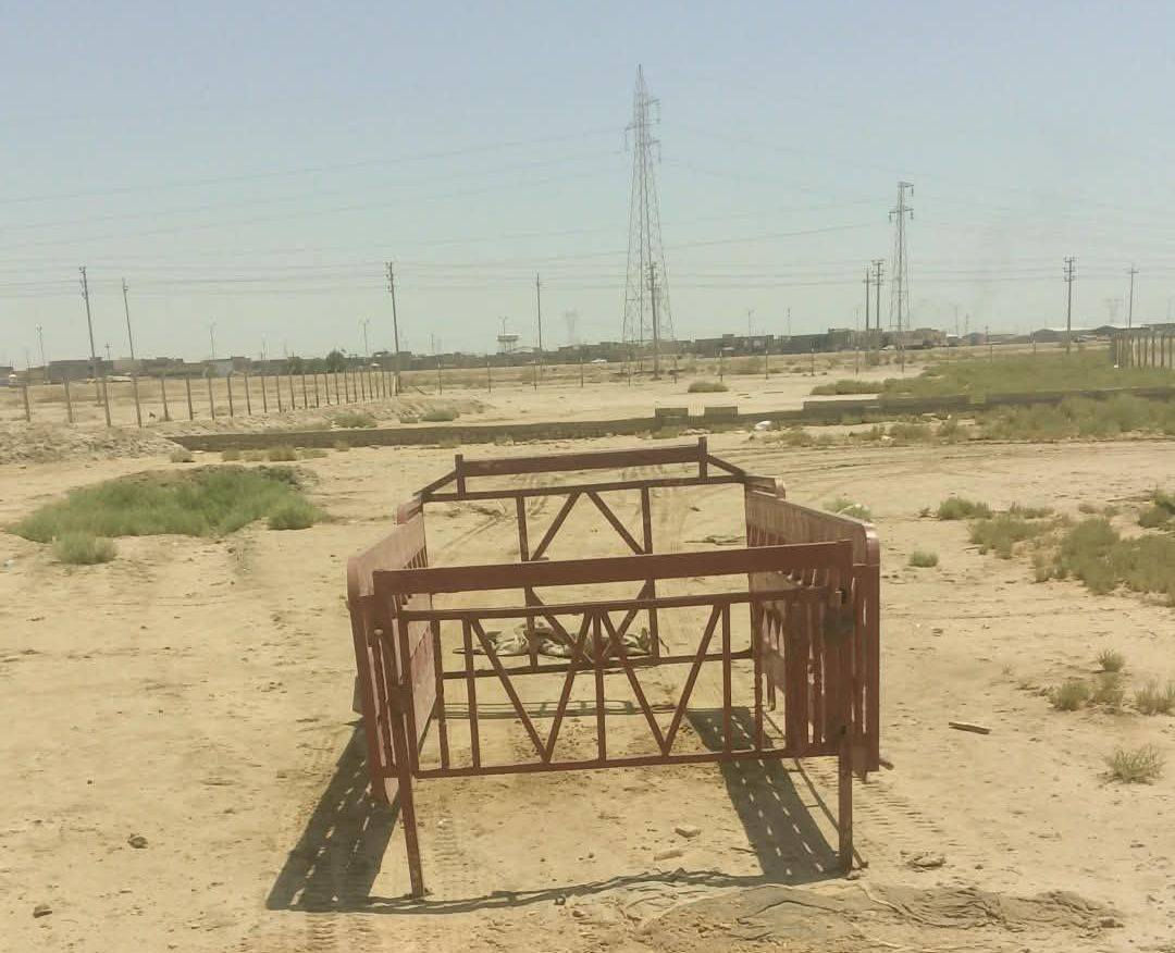 محجر كيه فحل سعر 200وبيه مجال العنوان سماوه قضاء الخضر قرب المحطه بانزين الفرع اتصال ***********
