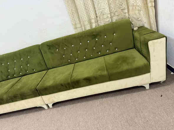 تخم ١٠ مقاعد اخو الجديد عنوان المعمل ديوانيه تقيه يم ساحه توديع واكو خدمه توصيل رقم *********** بي وتساب
