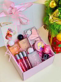 بوكس هدايا • هدايا عيد الحب • كارت معايدة