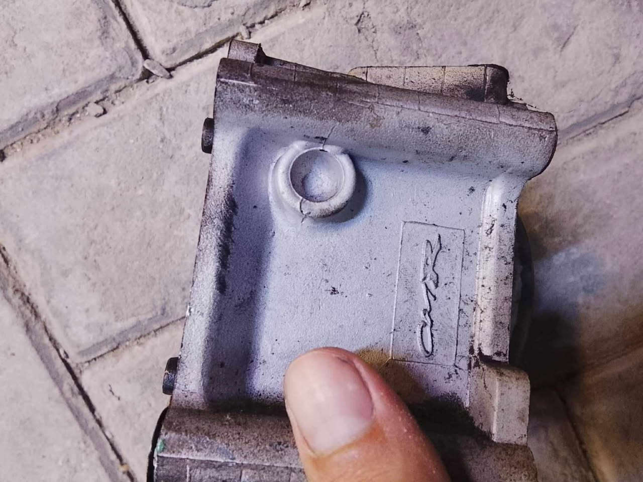 كور هيرتو  مختم يشغل من 58 او فوك بوشه قياس 64لوك ابيعلك الشغل إذا طلع بيه شي ترجعه مكاني ساحت بيروت


**إذا كنت صاحب هذا الإعلان وتريد حذفه لأي سبب، رجاءا أرسل رسالة إلى الدعم الفني**