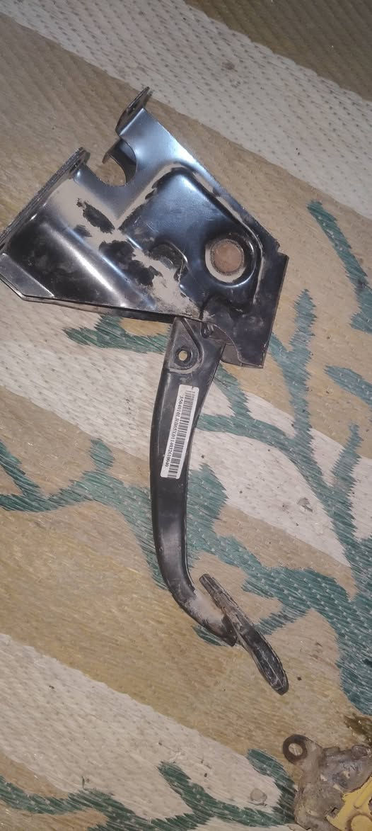 من رخصة مدير الكروب اغراض للبيع كلمن وسعره اتصل ودلل هاذ رقمي ***********
