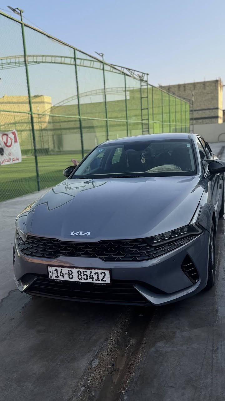 السلام عليكم
السلام عليكم
Kia K5/2022
( السيارة وارد أمريكي انا مستوردها ليبل واحد بدون أي تبديل حادث فقط الچاملق الخلفي صفحة العبري وبارد بالجاملق الأمامي صفحة السايق)
((رقم بصرة بأسمي السيارة))
((للعلم كل الأيرباكات سليمه))
المواصفات:
1- التشغيل بصمة+الأبواب
2- حساسات ومانع تصادم أمامي وخلفي
3- شاشة كبيره+شاشة اعطال
4- لد نهاري
5- تشغيل عن بعد
6- اربع انظمة قيادة 
7- كروز سرعه ذكي ( مثبت سرعة) 
8-وضعيتين قيادة أوتو+عادي
9- سايد بريك كهربائي 
10- GPS 
11- صندوق ذكي
12- قيادة ذاتيه
13- رسالة ترحيب عند الدخول
14- تحديد مسار 
15- مخارج شحن امامي+خلفي
16- تو ويل المرغوب
17- كار بلي
18- مانع أنزلاق 
19- كامره دواره 
20- حجم ألمحرك 1600 توربو

مواصفات فول تقريباً بس تنتا مابيها وهذا المرغوب للجناي.
السعر  175 $ قابل للتفاوض مكان السيارة بصرة

للأستفسار. 
***********
