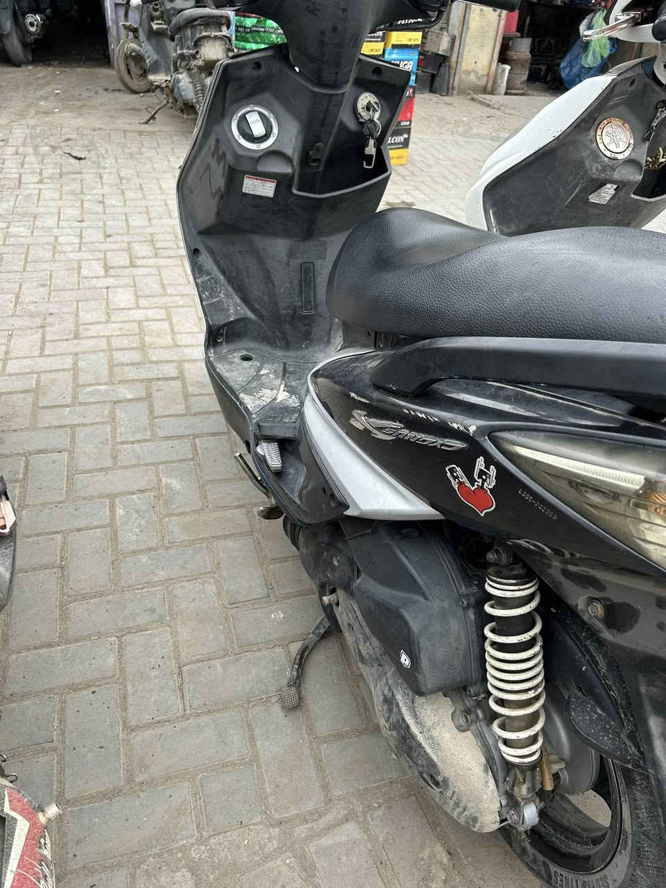 سكنس فحل ياباني قبق نفخ ستان حساس طلاعات  الدراجه خرسه بيه صالنصه بلاد رياضي وستان رياضي وكلجات رياضي بكلايت لد الدراجه نضافه مكينه ضفيره 100/100 
السعر 750 وبيه مجال بسيط مكاني الدوره ابو دشير 
اتصال ***********
