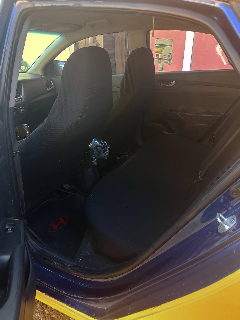 أكسنت مضلع 2019 رقم بغداد
كير توماتيك ومحرك DGI 16
شرط مامفتوحات وضع شركة
تحكم دشبول بالاستيرن 
تحكم مري بالباب
بيها بنيد مبدل وجاملغ مبدل 
بيها معجون بالجاملغ وتلقيطات 
موصل الأيمن
السعر 121 ..
***********
ملاحظة وكالة ما أسوي أبيع شرط التحويل 
واني الشرعي
