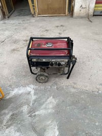 مولدات للبيع الأصفر صارلة اسبوع مستخدم والحمر با ١٢٥ والاصفر ب٢٠٠ وبي ...