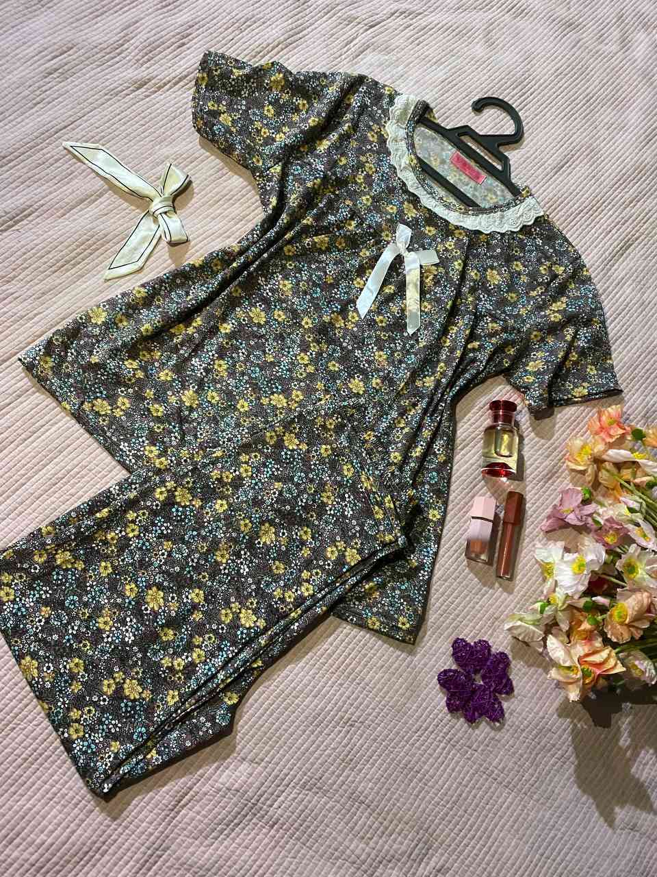 متوفر جميع قطع يوجد توصيل لجميع المحافظات سعر قطعه فقط 7 الف يلبس جميع قياسات


**إذا كنت صاحب هذا الإعلان وتريد حذفه لأي سبب، رجاءا أرسل رسالة إلى الدعم الفني**