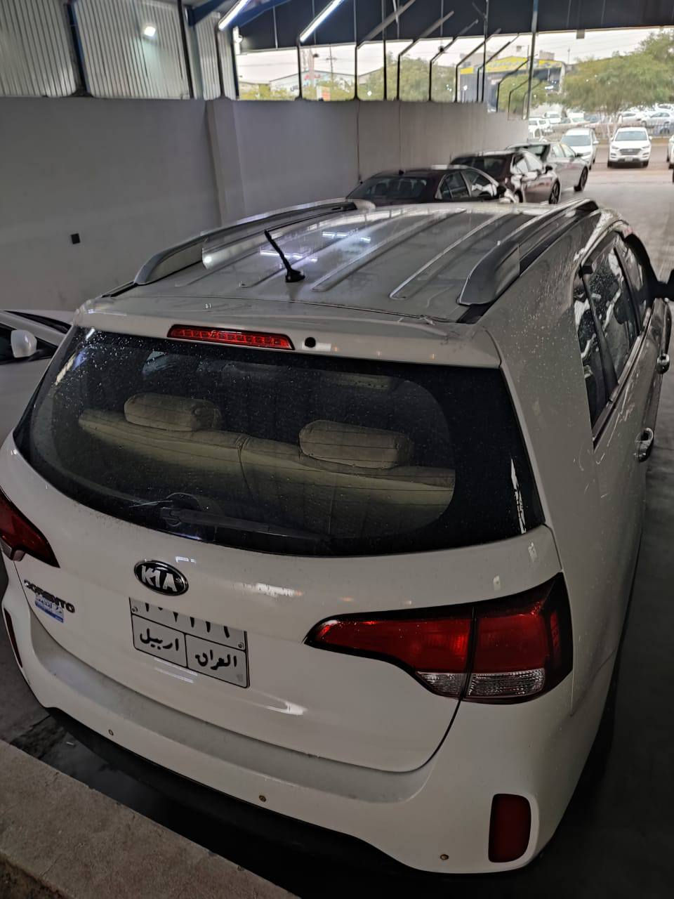 للبيع فقط كيا سورينتو موديل 2014
ماشي 150الف كلش نضيف 
مكفولة كفالة عامه بدون قطره صبغ 
كير محرك تبريد كهربائي كلها بشرط 
سعر. 165 ورقه ***********
محرك 4سلندر حجم 2400 
اسبانه مامظروب جسمه 
عنوان كركوك إسكان *********** واتساب بي كركوك, العراق
