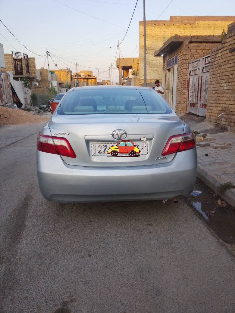 السلام عليكم
كامري موديل 2007
محرك 2400
سياره حلوة ليبل واحد بيها كم قطعه صبغ ... قماره ودواخل وأبواب عالبلاد ... بيها جراد قليل 
محرك كير حدادية تبريد ... كلها جاهزه ... رقم دولي ذي قار تحويل بكل محافظه.... 
مكانها كوت السعر 85 وبيها مجال 
***********
