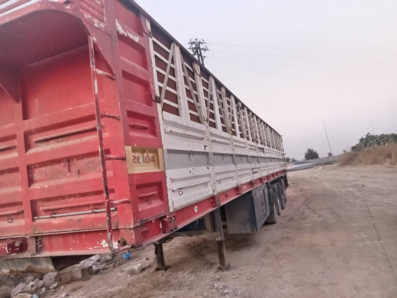 السلام عليكم عربانه عمل ١٣٦٠ مكفوله شريط صيني دناكير اثنين ١٤ صيني وثنين١٣ تايرات زوجين جدد والباقيات نضاف *********** المكان ابو غريب السعر ١٣٥ وبيهه مجال
