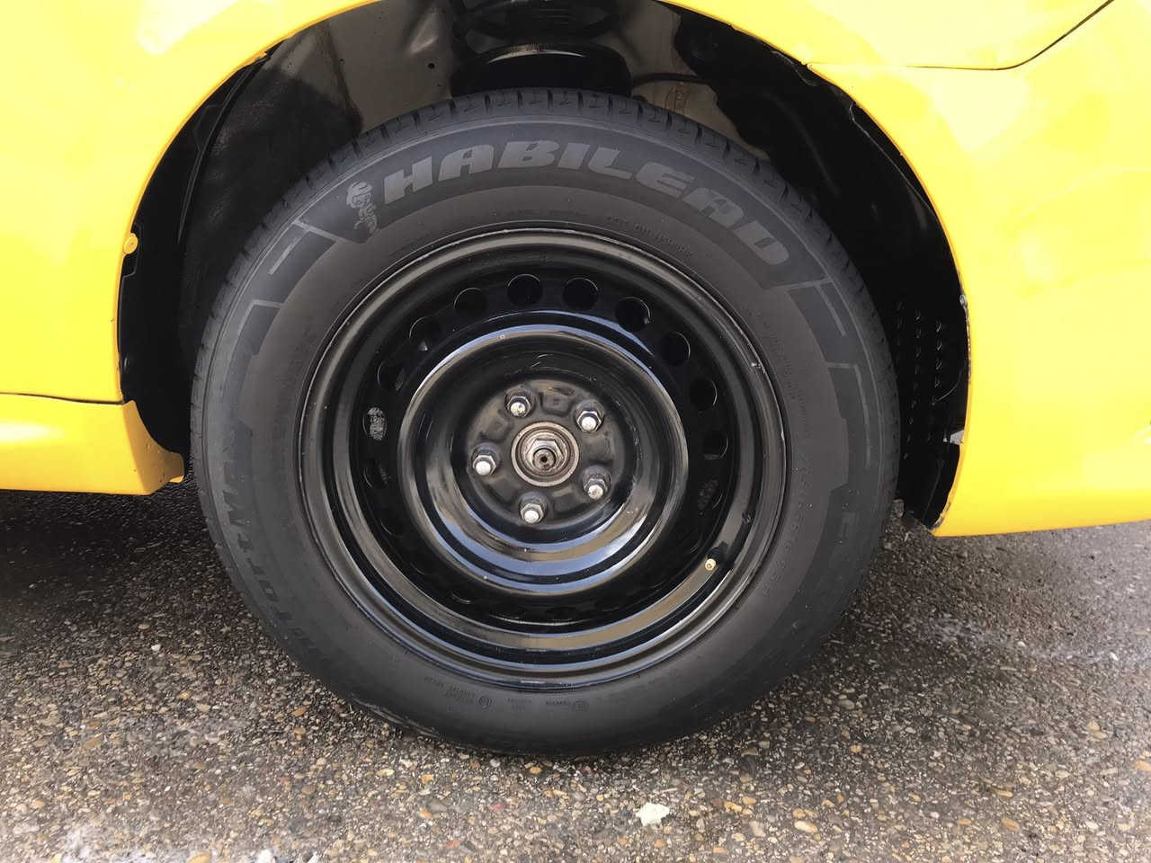 سلام عليكم تخم ويل مع التايرات حجم ١٦ ينشد على اوبتما سوناتا تخم جديد لا عواج ولا بلص تايرات انتاج ٢٥ قبل ٤ اشهر شادهن بس التايرات ماخذهن ٢٦٥ الف ابيع كاملات السعر 240 مكان واسط مركز المدينه ***********
