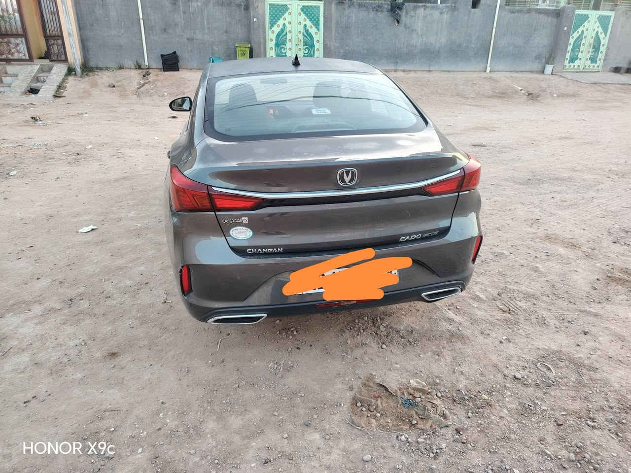 السلام عليكم
للبيع  شانجان ايدو موديل 23
رقمه اربيل
سياره مكفوله من الصبغ والضربه
تحكم سترين
تشغيل عن بعد
بيه هوايه مواصفات
الاستفسار الاتصال برقم ***********
