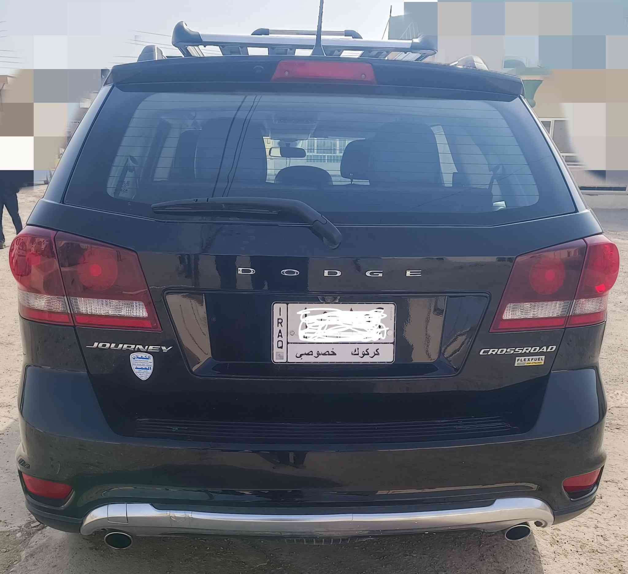 السلام عليكم
دوج جورني  موديل 2018
اللون اسود 
فئة كروز رود 
مكينه ستة سلندر 3600
ماشيه 119500 كيلو متر 
سبعه راكب - ثلاث قطع تبريد - بصمة تشغيل + ابواب - كشنات جلد  -كامره خلفيه - شاشه كبيره - مخابئ سريه عدد 2 . تشغيل عن بعد. بصمه 2 وباقي المواصفات المعروفه  السياره رقمها كركوك  مشروع وطني تكدر تداورها باي محافظه 
صور حادثها موجوده بالمنشور
السعر 150 وبي مجال 
المكان كركوك 
للاستفسار اكثر ***********   متوفر واتساب
