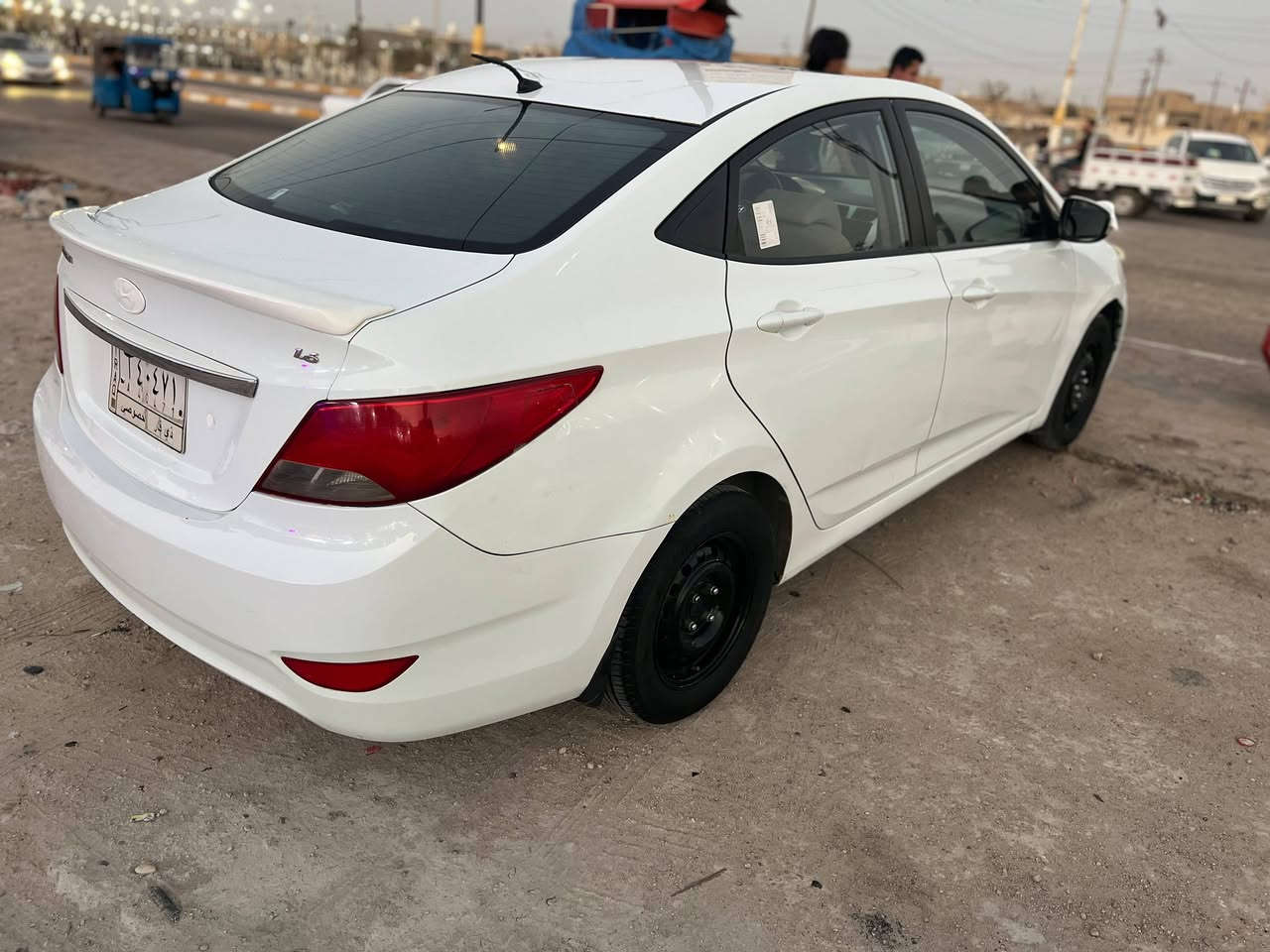 السلام عليكم مكلف بل النشر اكسنت موديل 2016 خليجي فول موصفات 1 /1 حره تحويل ثاني يوم مشروع وطني سنويه ل 29 رقم ذي قار بسم ولد شخصيا بيه تبديل قبق جنطه ورشات صبغ بصيطه جدا مكينه 1600 شرط مامفتوحه سياره جديده وجاهزه كير ومكينه وحداديه وتبريد تدفئه اربع تايرات جديدات موصفات شاشه كأمره دواره يدات نيكل اشاره بلمري مرايات شفط فتحه سقف دواخل جدد ترايه كلش حلو السعر 90 مكان السيارة الناصرية الغراف التصال ***********
