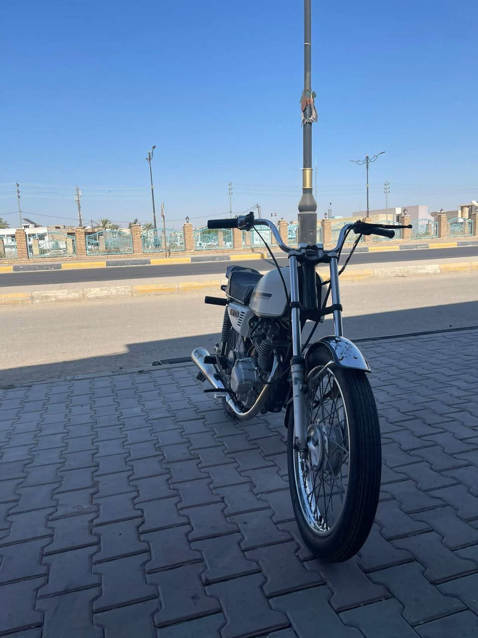 السلام عليكم نامة برو موديل ١٩حربية  محرك نضيف لا صوت ولا تبخير سعرهة ٣٨٠ وبيهة مجال مكاني ديالى بعقوبة بل مفرك وهاذ رقمي *********** لشراي يتصل
