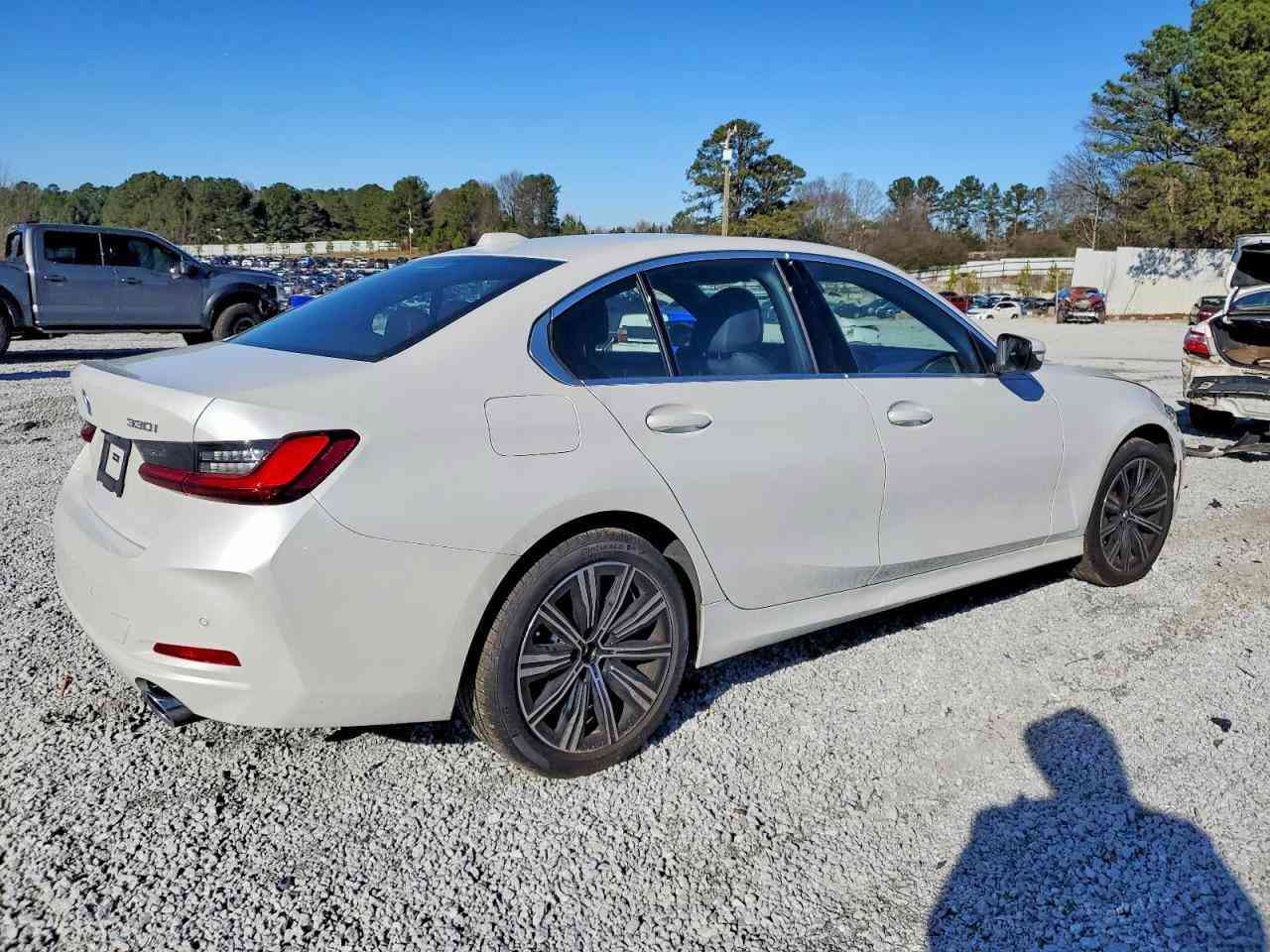 🟡مزاد السعفة الذهبية لتجارة السيارات الاميركيه
🔴نوع السيارة : 2025 BMW 330 XI
🔴حجم المحرك : 2.0L
🔴تاريخ المزايدة :الخميس 12/03/2026
🔴نوع الضرر: الموضح في الصور
للمزيد من المعلومات مراسله الصفحه او زياره موقعنا الكائن في بعقوبة الجديدة قرب مطعم اورنج مقابل نادي ون
🔴للمزيد من المعلومات الاتصال بالارقام ادناه
***********
***********محمود
🔴او التواصل عبر الرقم
 ***********
مزاد السعفة الذهبية
