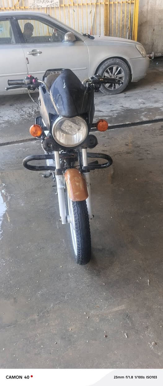 السلام عليكم
للبيع دراجه Tvs  محرك فول أوراق كامله موديل ٢١ كهربائيات كامله مكاني حله الشوملي السعر ٦٠٠ الشراي يتصل ***********
