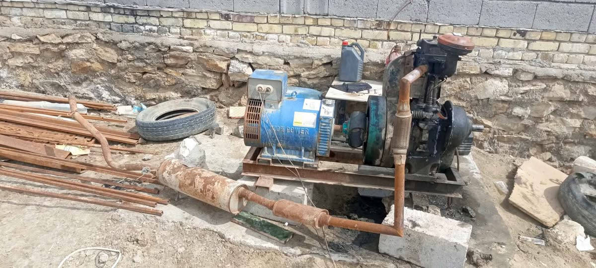 مولد هندر هندي للبيع نظيفه جدا السماوة المملحه 600 وبيها مجال 
*********** السماوا, المثنى
