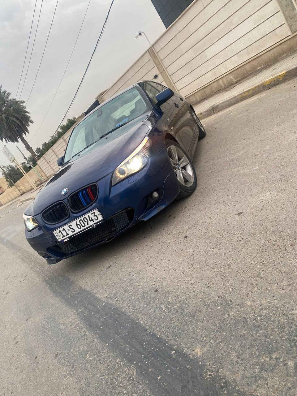 موديل ٢٠٠٨ حجم 535توين تيربو n54ماشيه 144الف كيلو سياره كفاله عامه فول 5بردات شفتات بالستيرن وبقيه المواصفات معروفه افحص وين ميعجبك سعر 135 وبيها مجال مكانها بغداد اليوسفيه ***********
