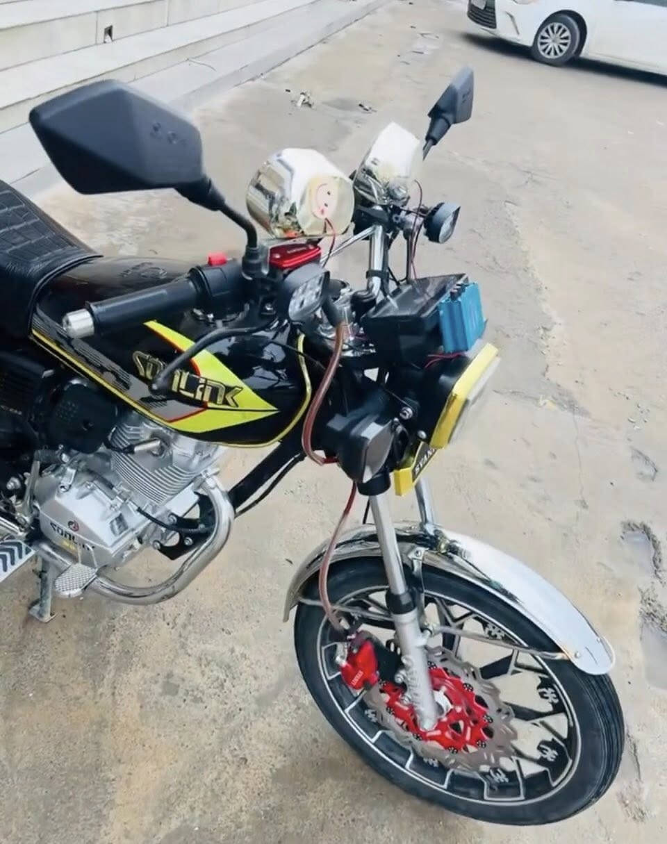 سلام عليكم ورحمة الله وبركاته سيفان سولنك موديل 25بعده لك نضافه فول ملاحضه الشاشه متشتغل مكان قضاء العلم


**إذا كنت صاحب هذا الإعلان وتريد حذفه لأي سبب، رجاءا أرسل رسالة إلى الدعم الفني**