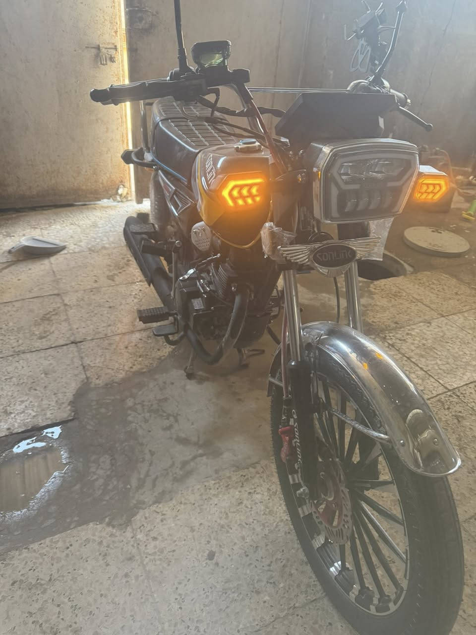 سلام عليكم سونك 25 للبيع ماشيه  الف تقريبا  ضاغطه وزنجيل خمس
نمر مكاني بغداد المشتل سعر الدراجه مليون وبيه مجال مال جيه هذا رقمي ***********
