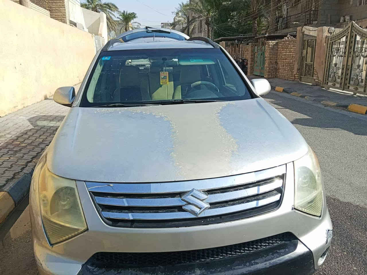 ساسوكي xl7 للبيع او مرواس حسب القناعه
مكينه 6 سلندر كير جديد تبريد 3 قطع ثلج تدفئه شغاله تحكم استيرن لايت زنون منضومه غاز بيها سياره حلوه رقم بغداد انكليزي دواخل جديده تخم تاير باتري جديد بيها خربطه صار يومين 
مكان السيارة كوت مركز المدينه
رقم الهاتف :  ***********
