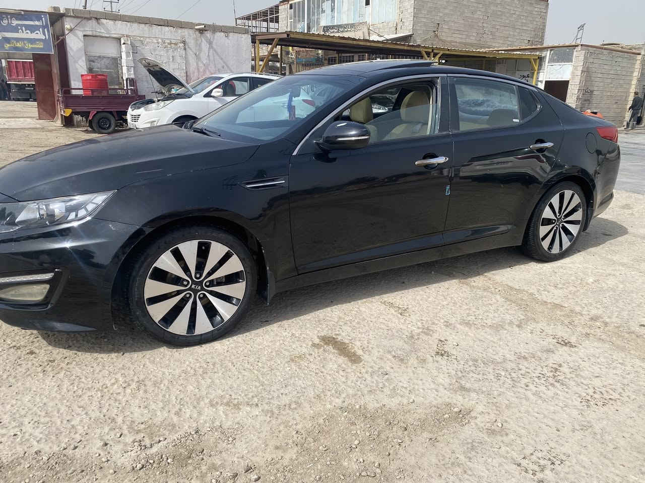 اوبتما 2013 خليجي
مكينة كير جدد 
بيهه بنيد صبغ 
السعر 110
اللاستفسار 
***********
