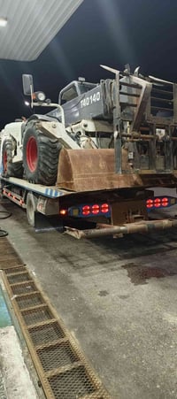 شفل رافعه للبيع بوب كات 14 متر موديل 2007 فول مواصفات   07806588458