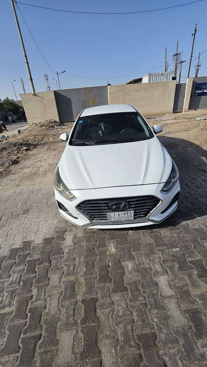 أقره المنشور وخابر وانا خادم

سلام عليكم سوناتا موديل
 2018 وارد كوري
بيها قطعتين صبغ 2تبديل
رقمها ميسان معوقين وصايره حره راعيها متوفي بيها وكاله عامه مطلقه بس مو ام الباركود
سعر115 وبيها مجال *********** العنوان بصره كرمه علي ابو صخير ***********
وعندي مقطع فيديو الي حب دزه يراسلني وات ساب
