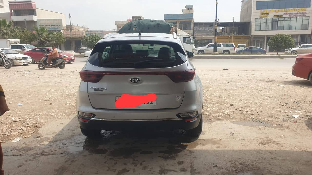 السلام عليكم
كيا سبورتج خليجي رقم بابل مكفوله باسمي رقم إنكليزي

مكان السياره بابل

موديل 2019 خليجي

حساسات اشاير بالمري شاشة داخلية محرك دوش 2000 
تخم تاير جديد حداديه جديده باتري جديد

السعر   175

***********

