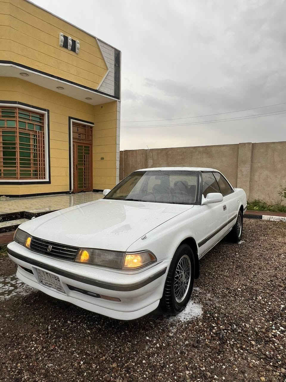 سلام عليكم مارك 1991رقم بصره سنويه جديده مصفره تحويل مكفوله كص ونقل وضربه قويه محرك ونجي 6 محرك وكير جدد جاهزه مكان سياره بصره بيع فقط سعر 45 وبيه مجال شراي اتصل ***********
