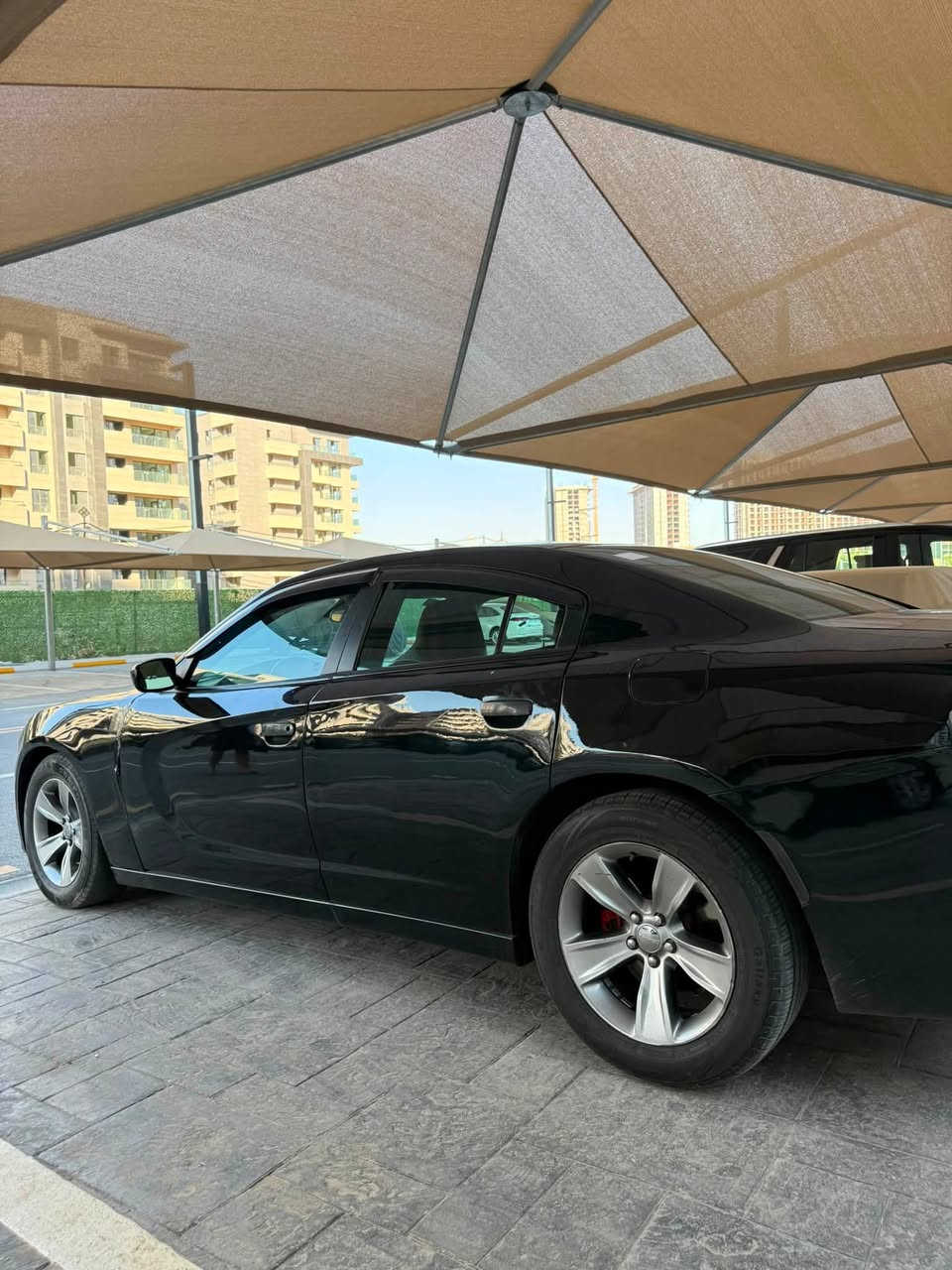 السلام عليكم للبيع  تشارجر 2022  Sxt  رقم بغداد بسمي هزه جديده السياره فول الفول السياره صبغ عام اثر جفيه صبغ عام او كولشي بسعره كير مكيه تبريد مكفولات صدر جديد مع تخم تاير مكانه بغداد ماشيه 34الف كيلو متر السعر134 وبيه مجال اتصل 
***********

