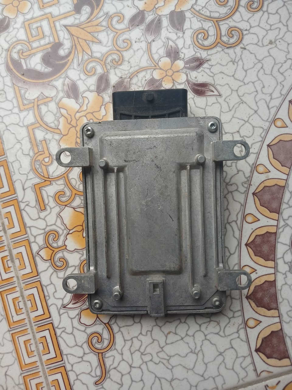 للبيع عقل او زوج دبل خلفي او سبير تاير اوويل
***********
