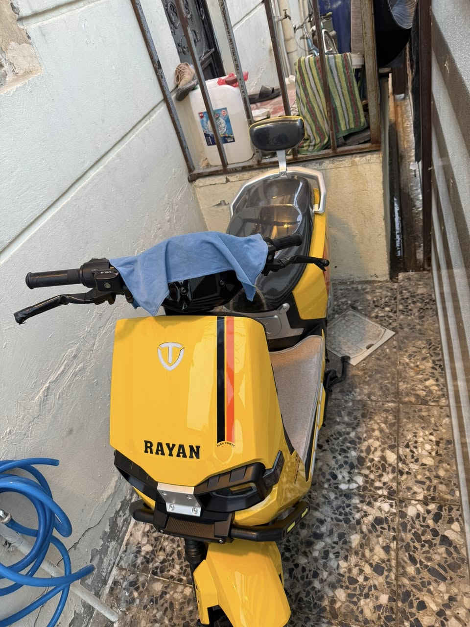 السلام عليكم دراجه شحن لبيع الريان نظافة 💯 كشن مدوشم كاعية سفاري بريك ههدروليك  أكفلك من ضربة ومن شخط سعر مليون بيهة مجال مكاني بغداد صليخ رقمي ***********👍
