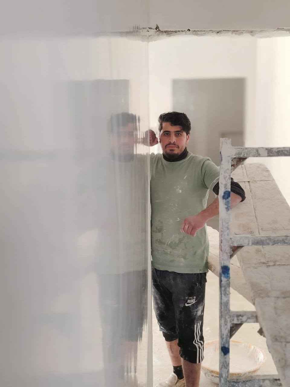 كادر لبخ جص شغل ع المساطر من الموصل  الأن البيت يطول 3إيام المبيت ابنفس البيت النشتغلو التزام بالموعد وأتقان بالعمل والي يريد شغل مرتب وتلف ماكو  والي يريد ايشوف شغلي في الشرقاط اني حاضر مجموعة تتكون من5 اسطوات و5 عماله نفرات هاذا جزء من عملي ومن الله التوفيق للجميع. رقم الهاتف ***********
