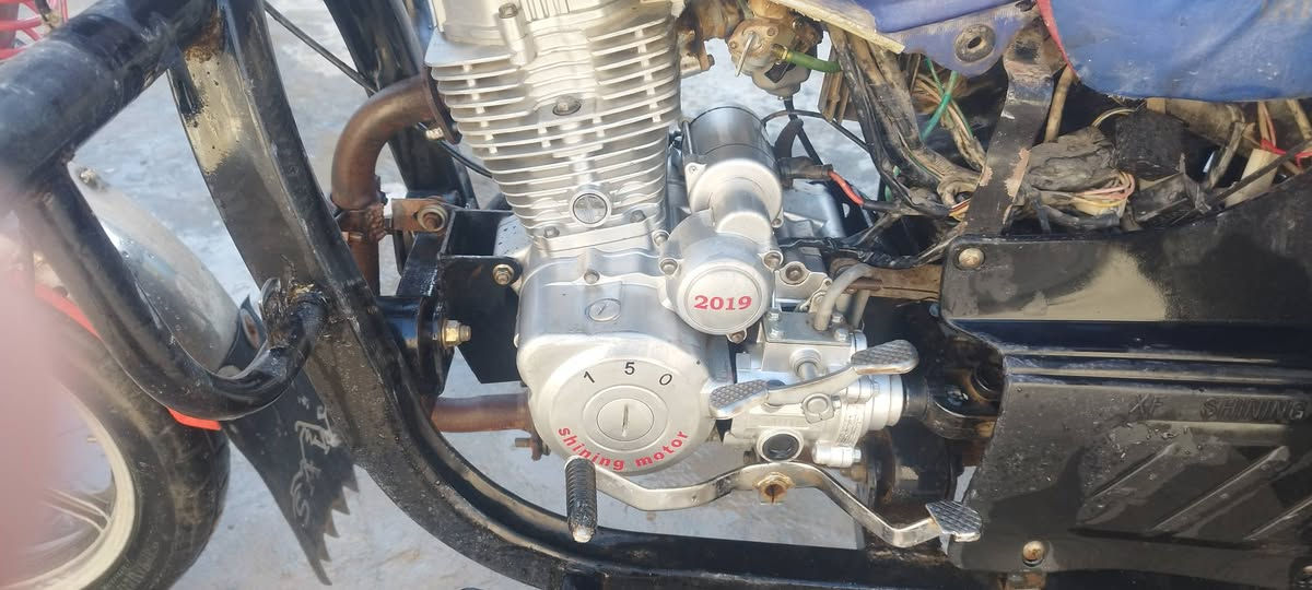 س
ستوته لبيع جمره موديل 19 اوراق أصولي ستوته كامله كرهبايات كلهه شقاله مكفوله محرك شرط لا ينقص ولا يبخر بدل كلجات 200 مجفت جديد قراضه كله مكفوله  السعر 1850 وبيه مجال بسيط لنتصال ***********
