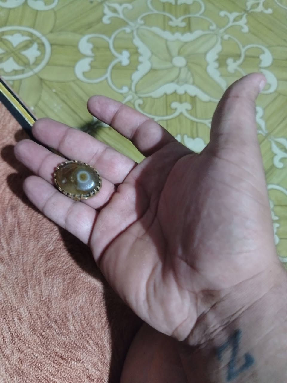 البيع  سعره ٤٠ قفل ***********
