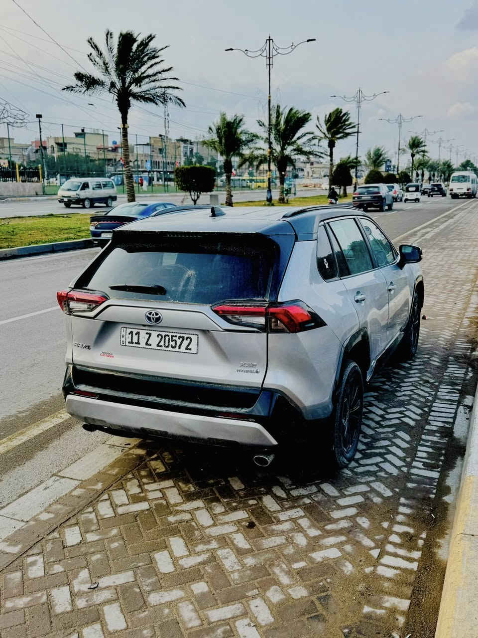 راف فور 2024 xse ومعروفه مواصفاتهه
توكلر هايبرد ماشيه 8 الف 
حادثها جاملغ خلفي وباب خلف السائق تبديل 
فول مواصفات فتحه كشن لونين 
 
السعر 228 
بدون ايرباك

عنوان بغداد بسمي سياره

رقم ***********
